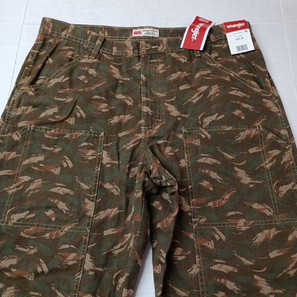 Wrangler Utility Double Knee Pants Men's Size 38x30 Micro Brush Camo Relaxed - Picture 3 of 7